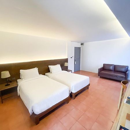 Viya Lodge Чиангмай Екстериор снимка